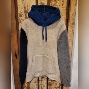American Eagle * men's size M * tan, gray, blue Hoodie with front pocket